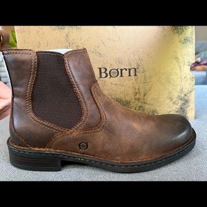 NEW Born Hemlock dark brown leather chelsea boot